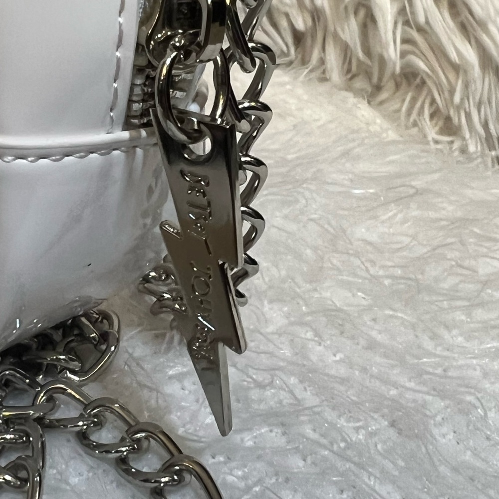 🔥☠️NWT-BETSEY JOHNSON STUNNING BONE-JOUR RHINESTONE CROSSBODY 🔥☠️ - Picture 15 of 15